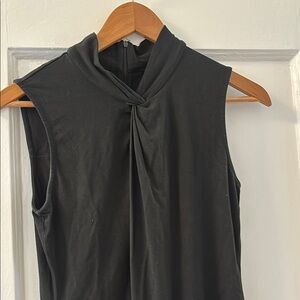 Ann Taylor Black Sleeveless twist top